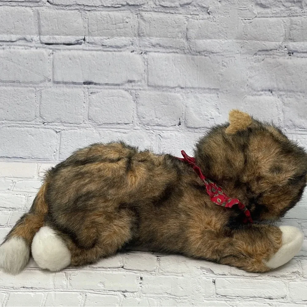 1992 Vintage Nick & Noel Christmas Plush Calico Cat with Jingle Bells 16